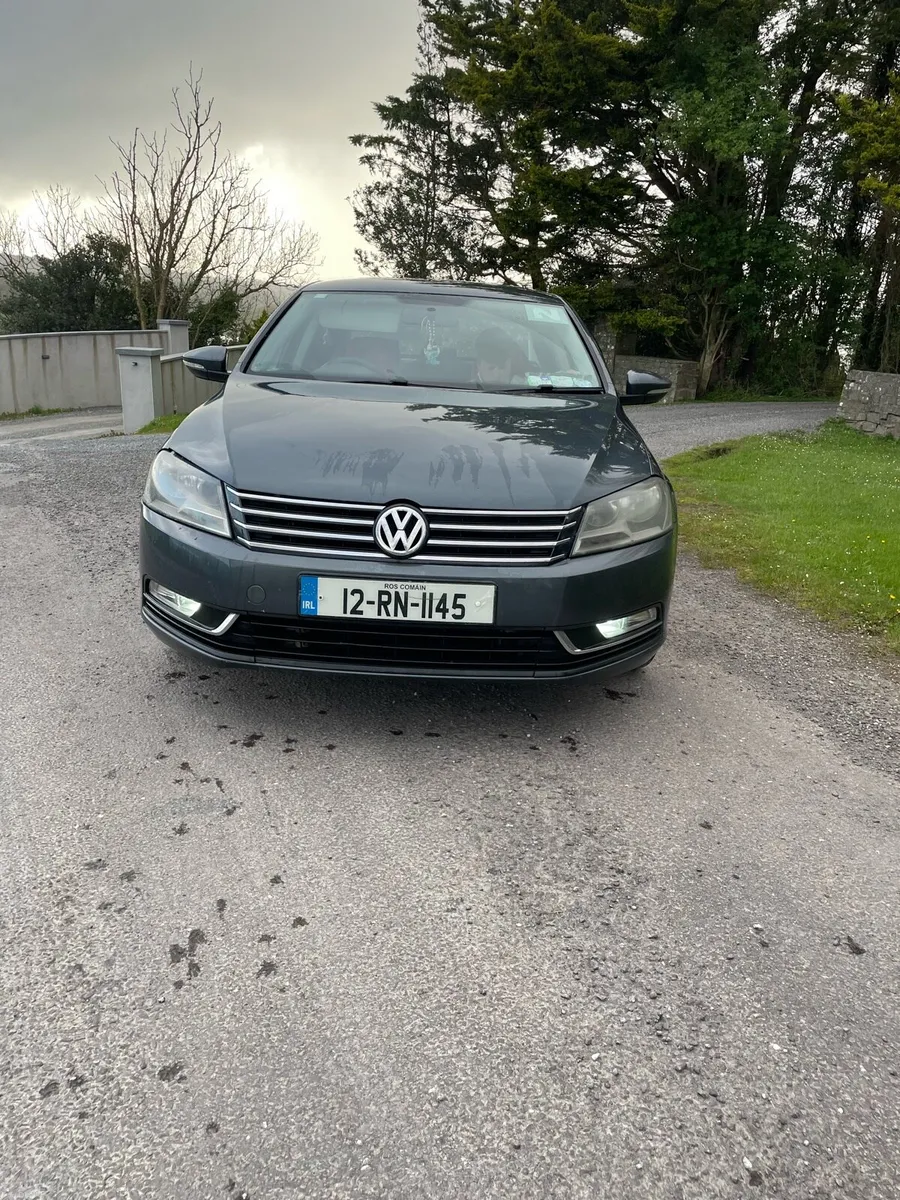 Volkswagen Passat - Image 2
