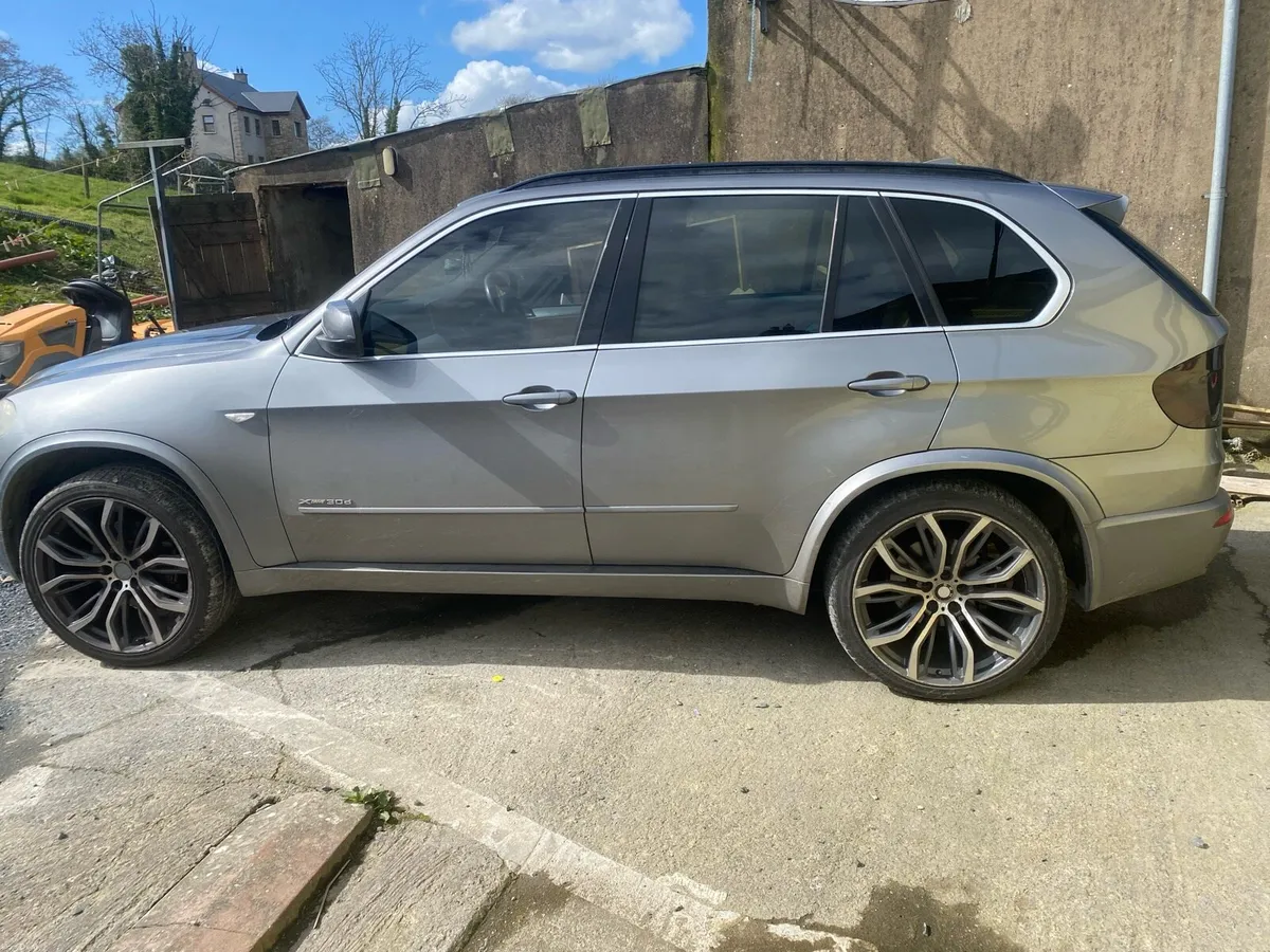 BMW x5 - Image 2