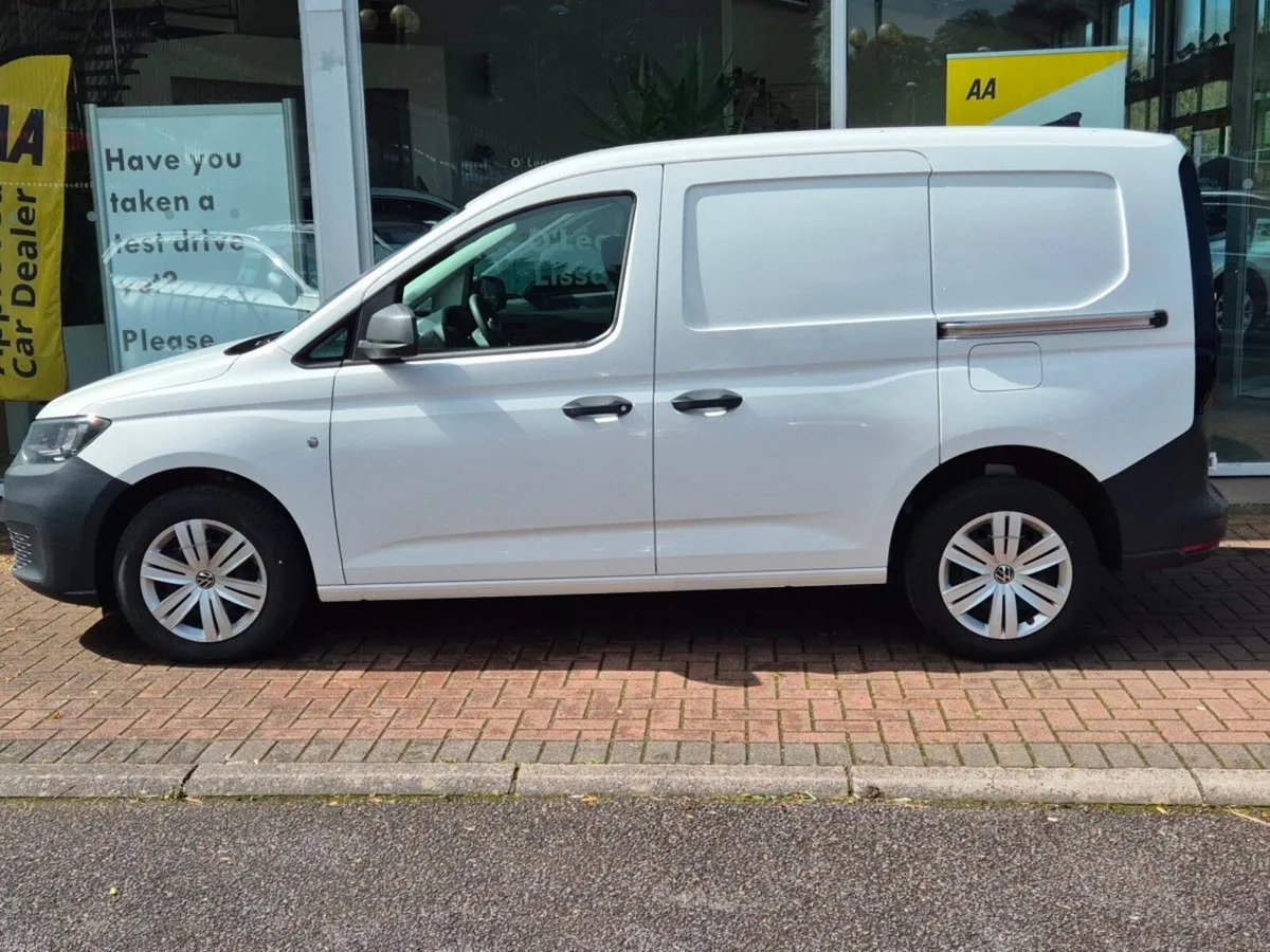 Volkswagen Caddy CADDY CARGO TDI 102BHP  M6F 2DR - Image 2