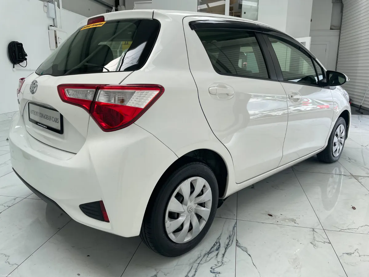 2018 Toyota Yaris Vitz 1.0 Auto New Nct - Image 3