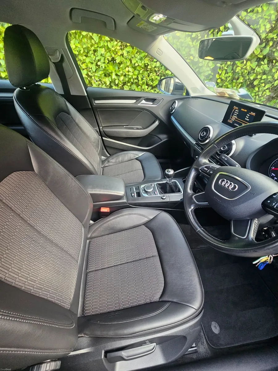Audi A3 2015 - Image 2