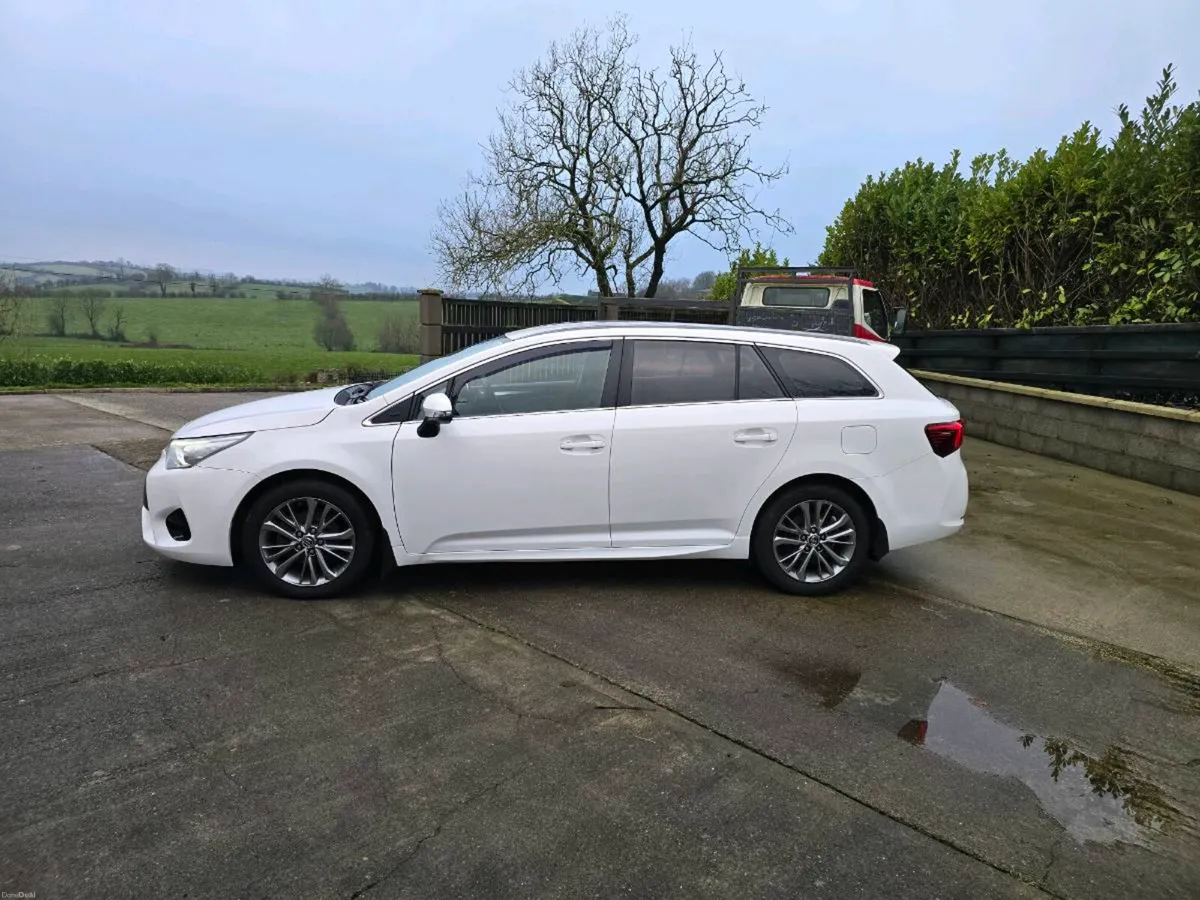 Toyota Avensis Business Edition D4d corolla x5 - Image 3
