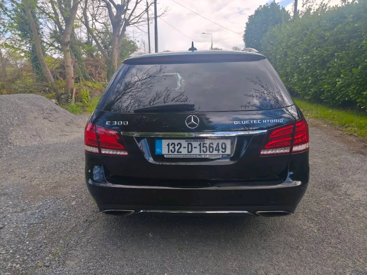 NCT 03/27 Mercedes E300 Hybrid Diesel 2.1 Estate - Image 3