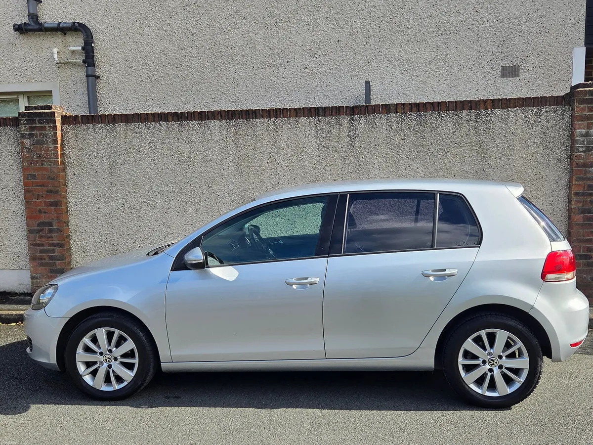 VW Golf 1.6d,DSG Automatic - Image 4