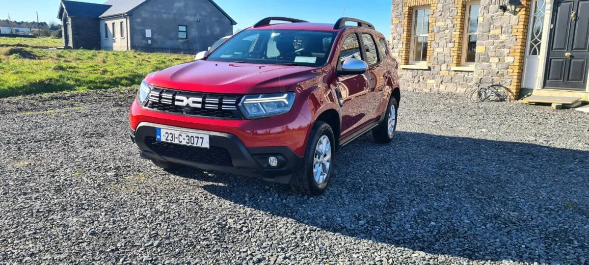 2023 Dacia duster 1.5 dci very low km - Image 2