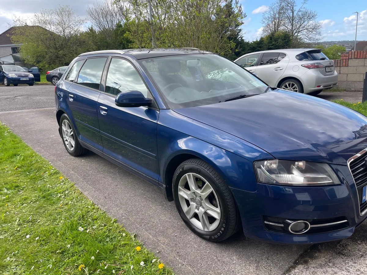 €3950 11 AUDI A3 1.6 TDI F.S.H - Image 2