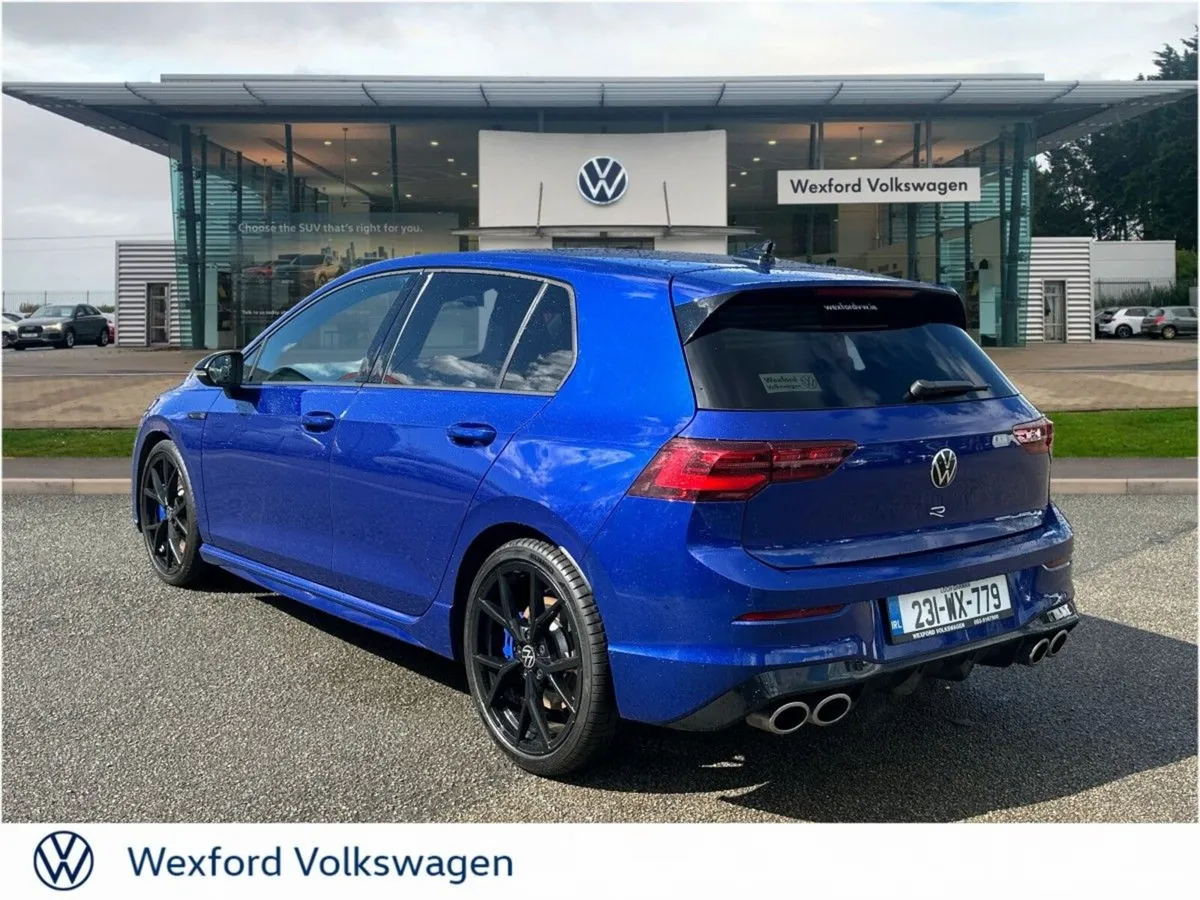 Volkswagen Golf R 2.0TSI 320HP 4M DSG - Image 4