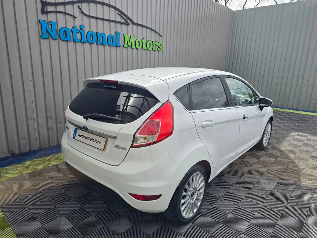 2015 Ford Fiesta TITANIUM 1.0 Petrol - Image 3
