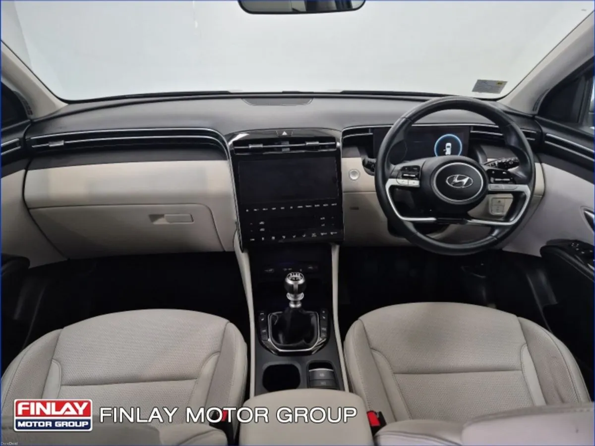 Hyundai Tucson 2WD Executive Plus w 2 Tone Roof - Image 2