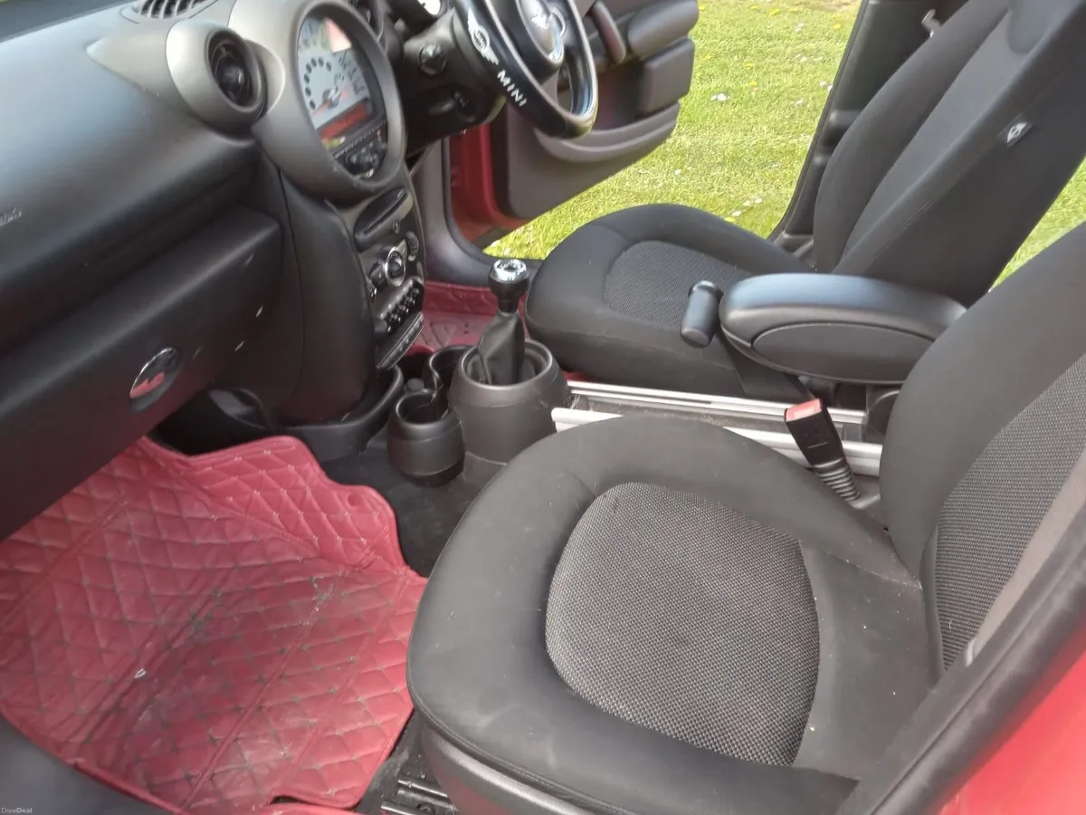 Mini Cooper 2011 - Image 4