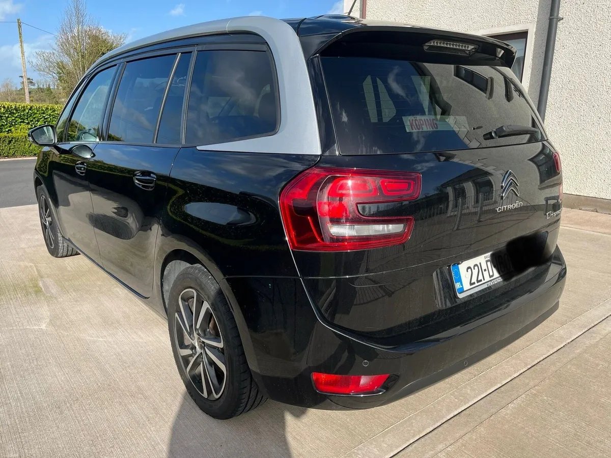 22 Citroen C4 Picasso - Image 3