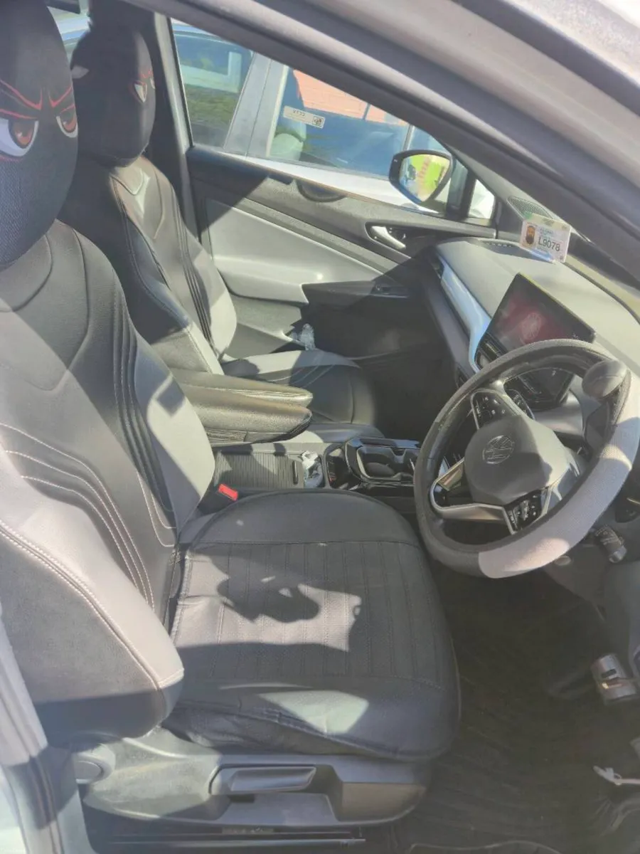 Volkswagen ID4 2022 - Image 3