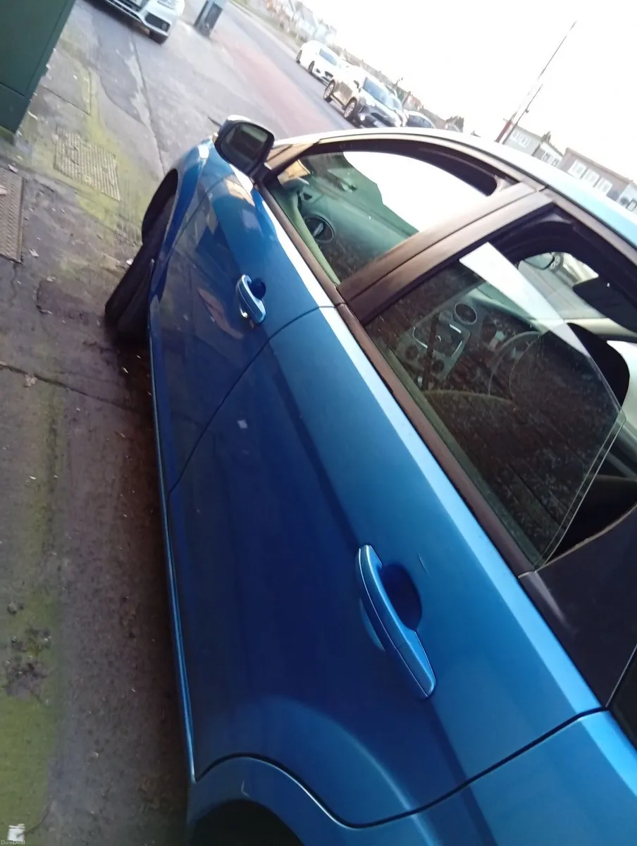 Ford Focus 2011 - Image 4