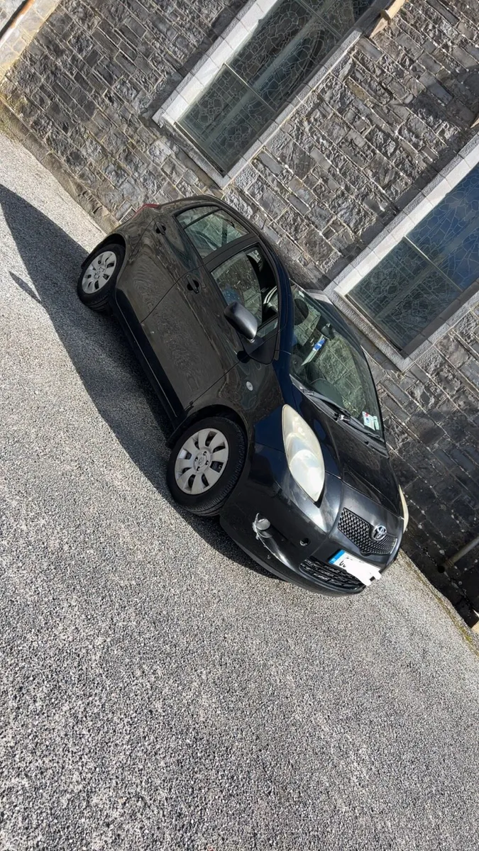 2006 Toyota Yaris - Image 1