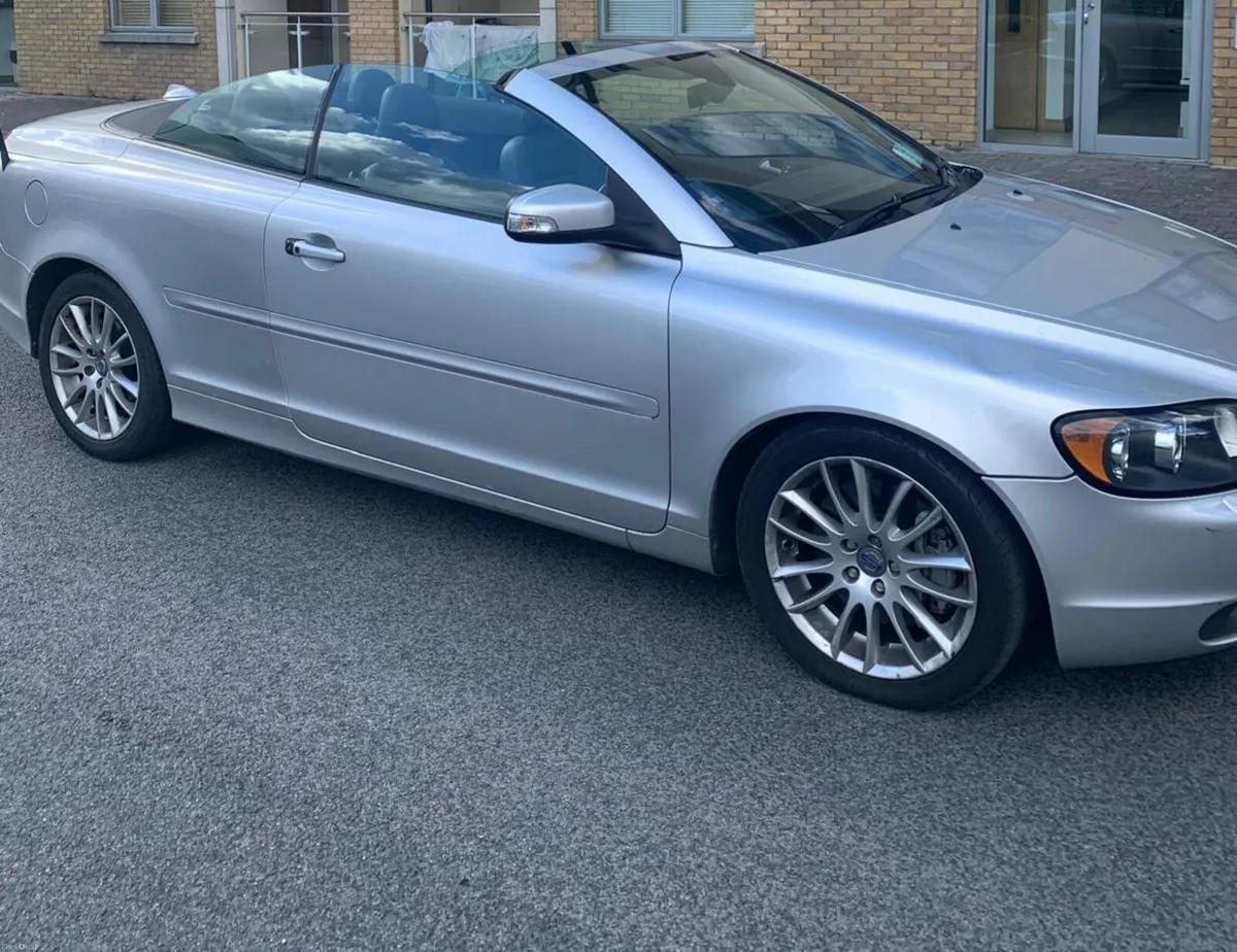 Volvo C70 (2009)-Automatic*Low tax & milage + NCT - Image 3