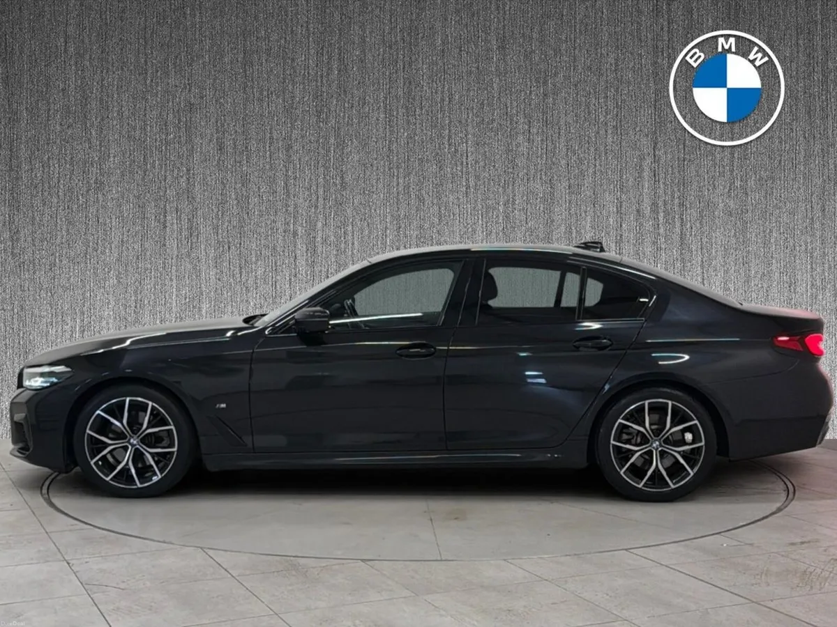 BMW 5-Series 520d M Sport 4DR AUTO - Image 4