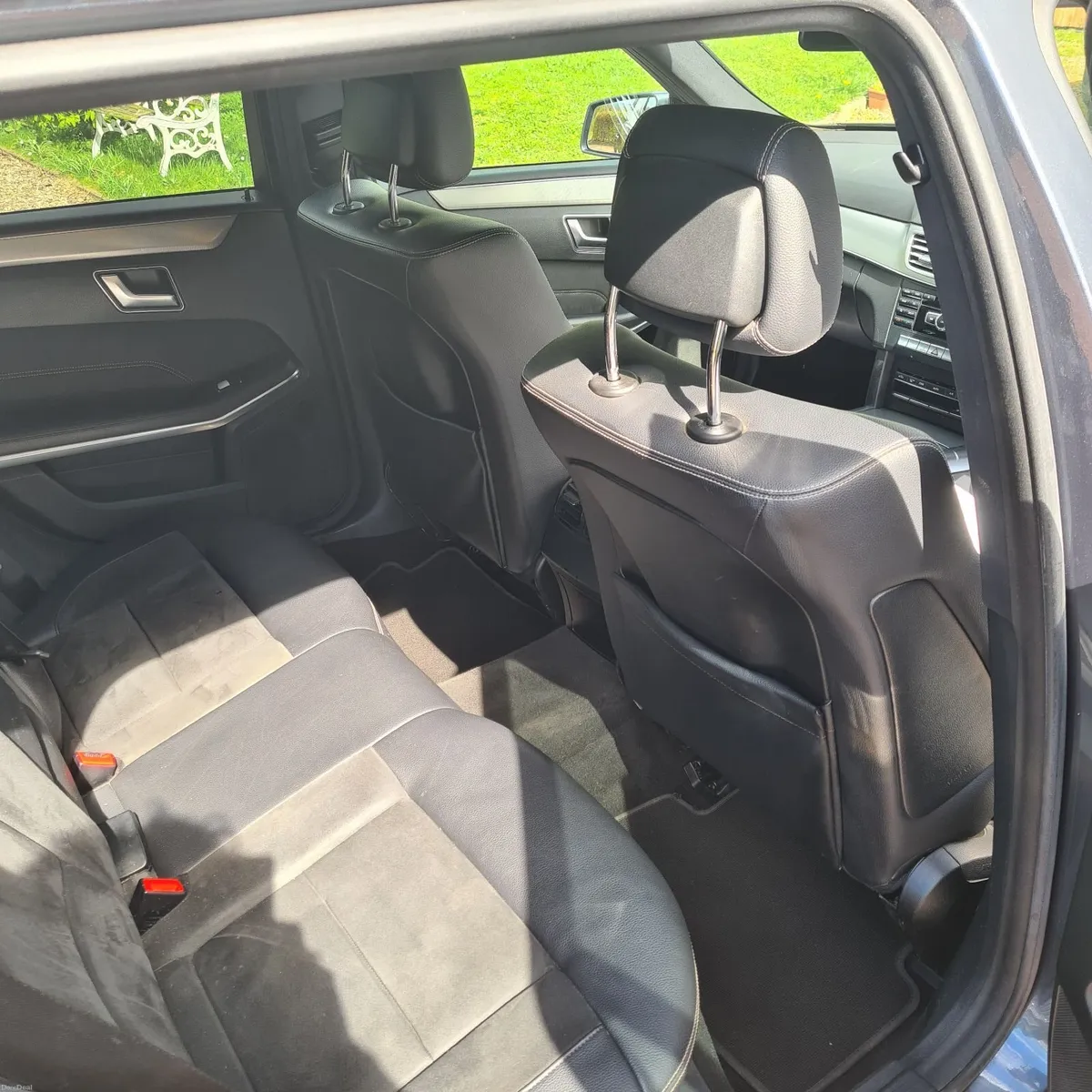 Mercedes-Benz E-Class 2015 - Image 4