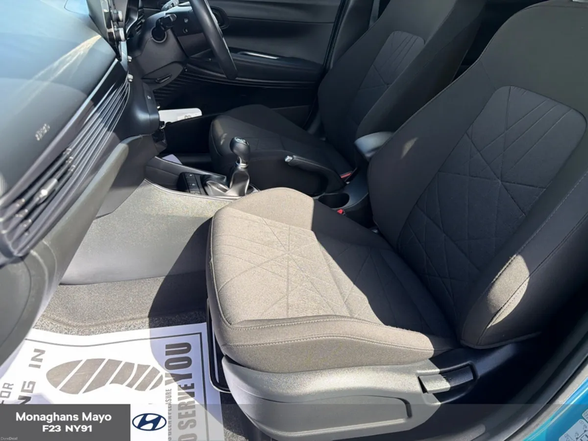 Hyundai Bayon EXECUTIVE 1.2 PETROL 5DR - Image 4