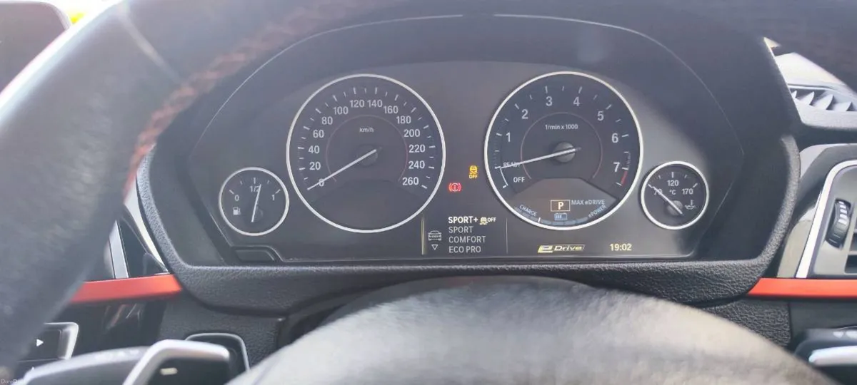 BMW 330e iPerformance I accept any verification. - Image 4