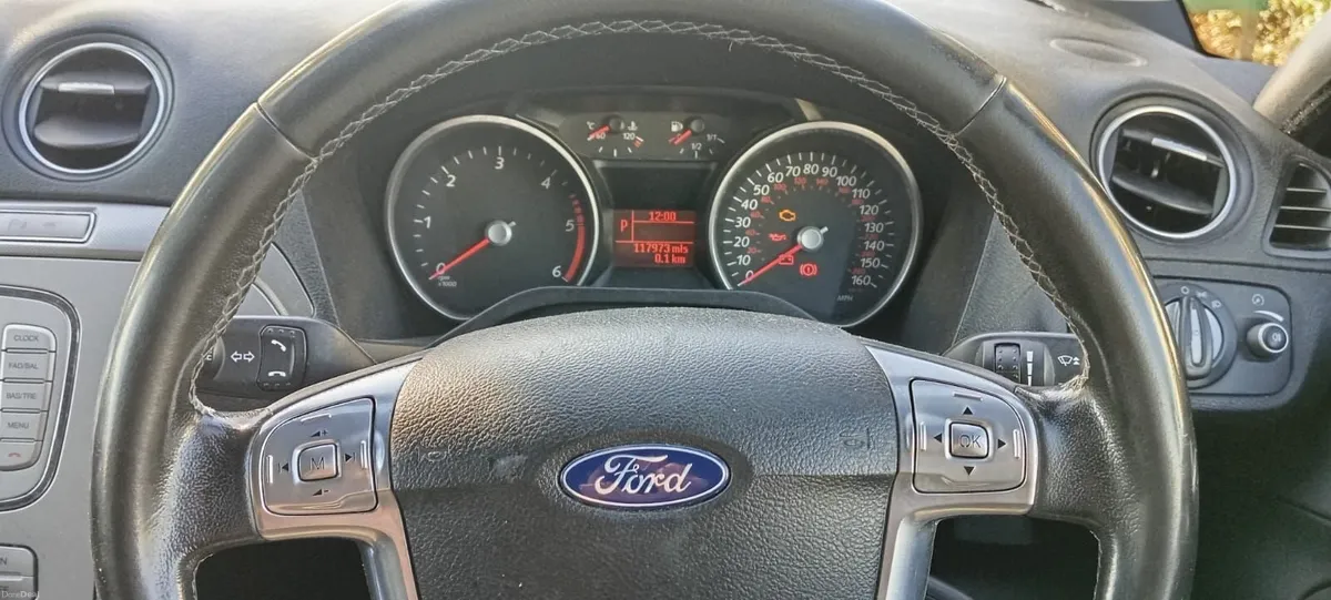 Ford S-Max 2010 - Image 4