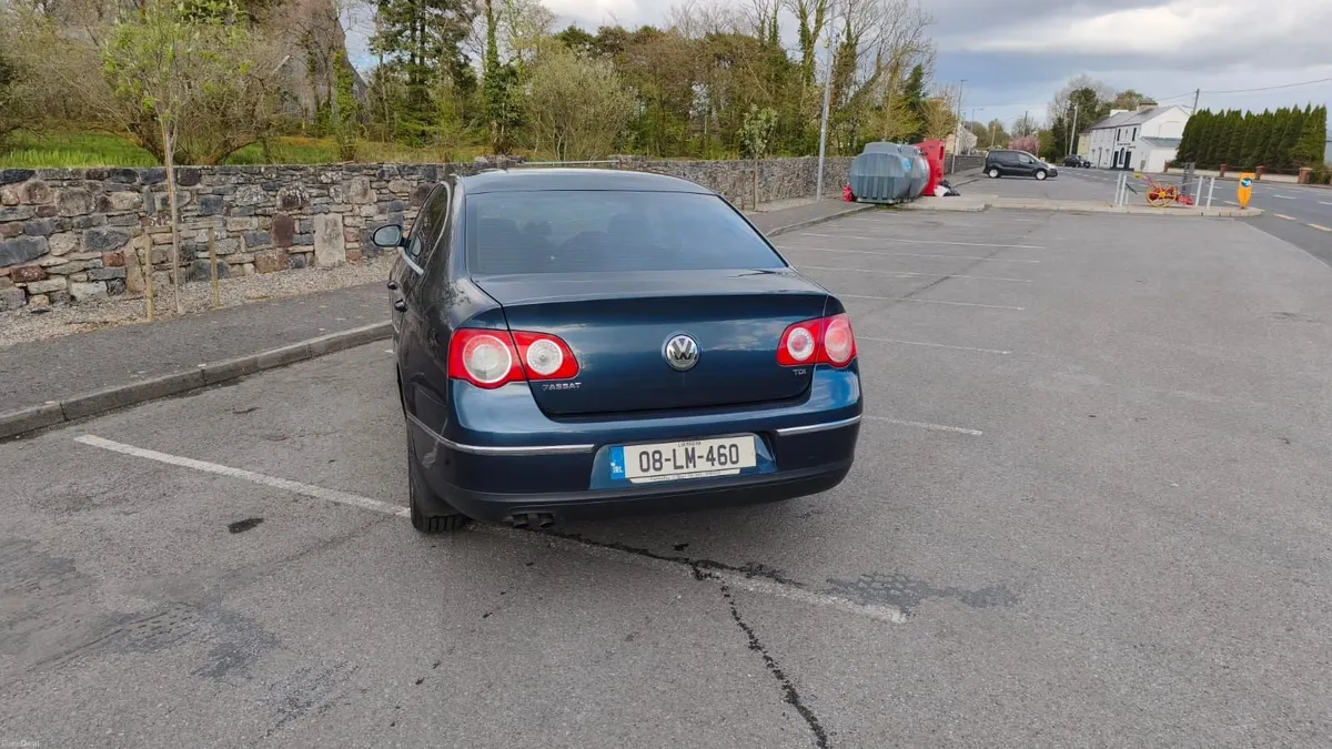 Volkswagen Passat 2008 - Image 3