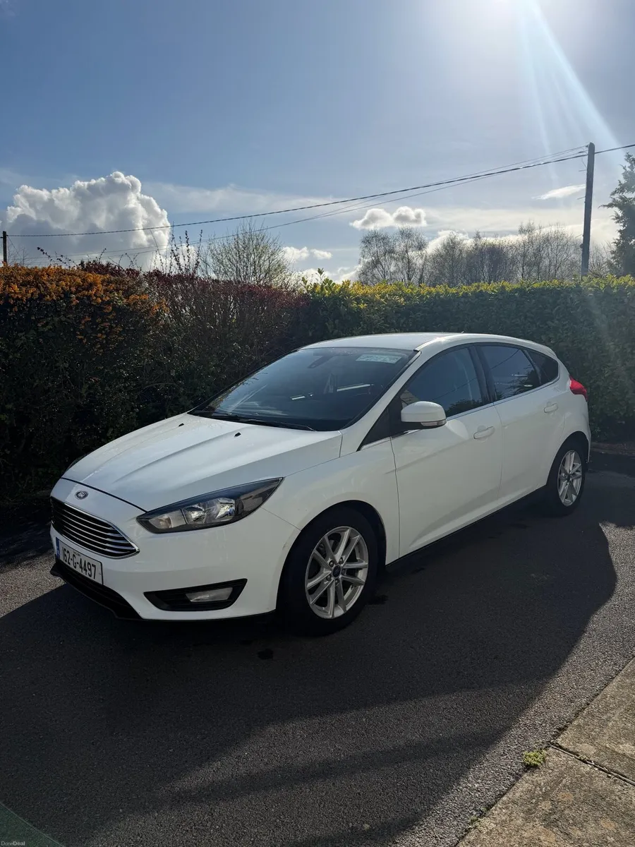 Ford Focus 1.0L Zetec Ecoboost - Image 3