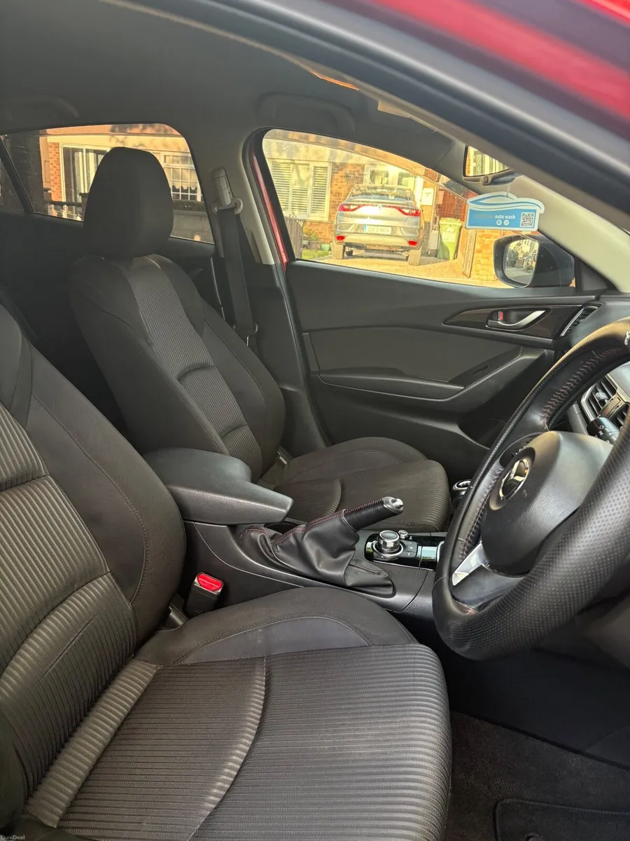 Mazda Mazda3 2015 - Image 4