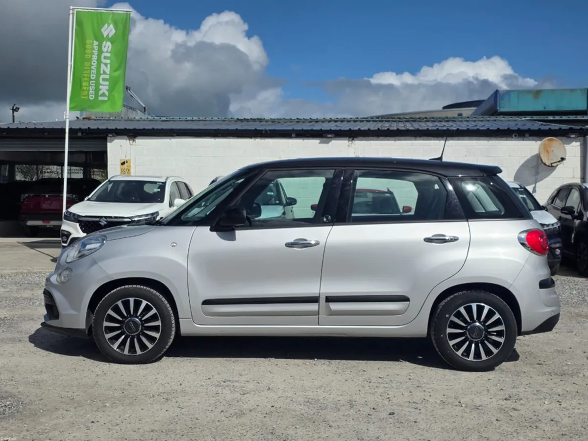 Fiat 500 500L 120TH EDITION 1.3 MJ 95BHP 5DR - Image 4