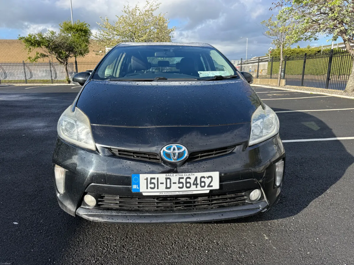 Toyota Prius 2015 - Image 1