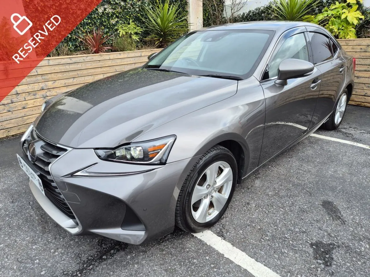 Lexus IS 2.5 HYBRID / EXECUTIVE SPEC / LOW MILEAGE - Image 1