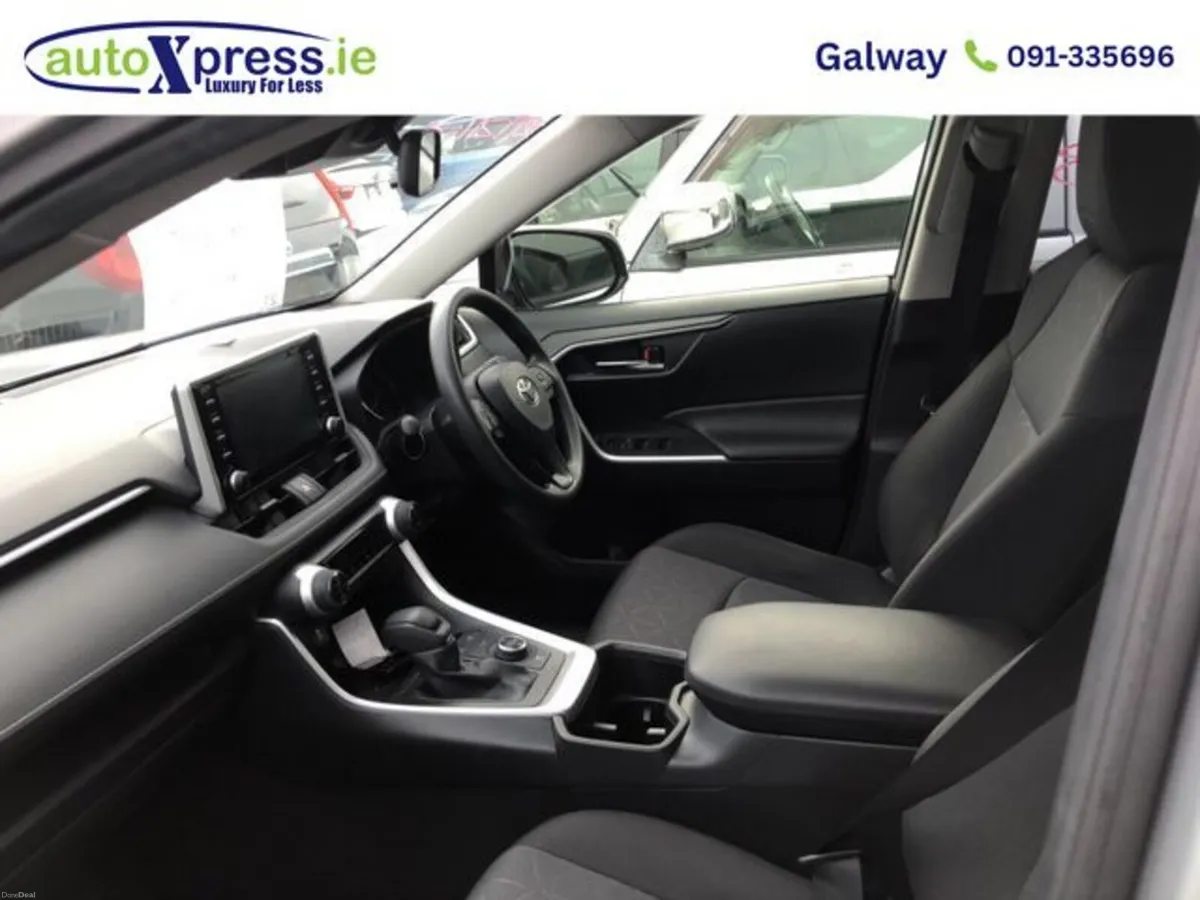 Toyota RAV4 HYBRID X 4WD Automatic - Image 4