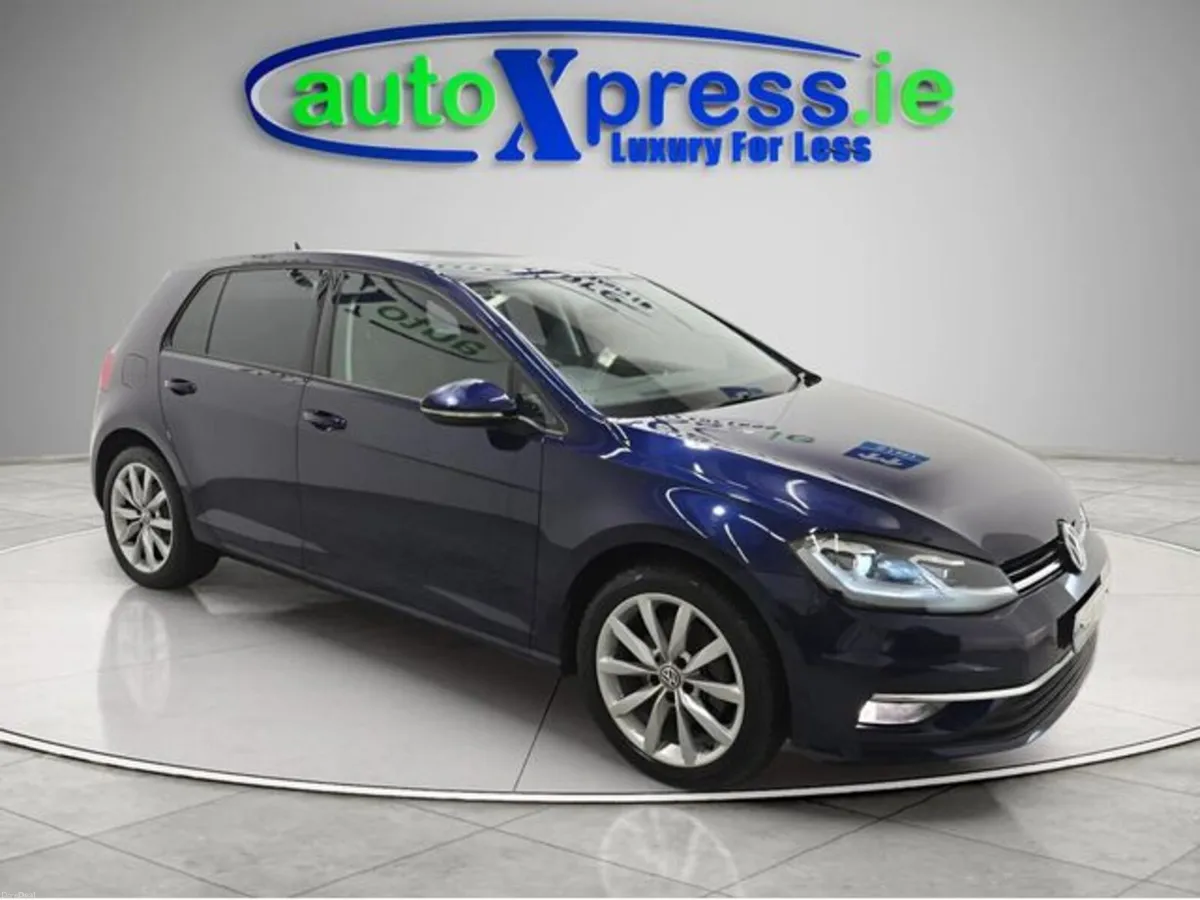Volkswagen Golf 1.2 TSI Automatic, Reversing camer - Image 1
