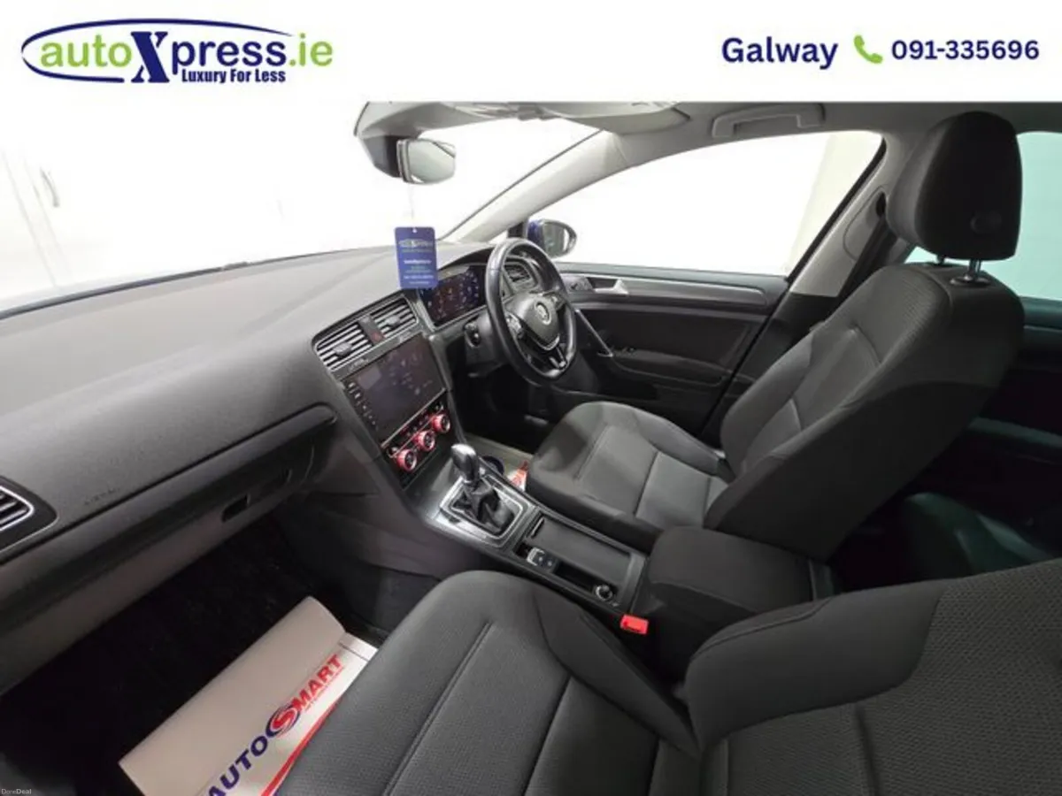 Volkswagen Golf 1.2 TSI Automatic, Reversing camer - Image 2