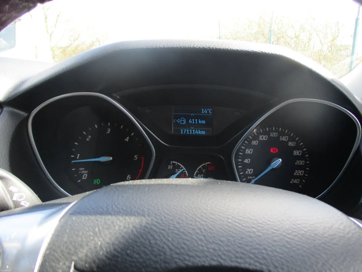 Ford Focus 2014 1,6 TDCI EDGE - Image 2