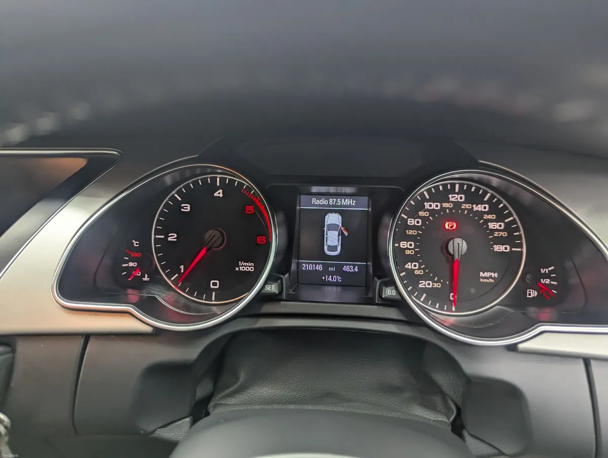 Audi A5 2011 - Image 4