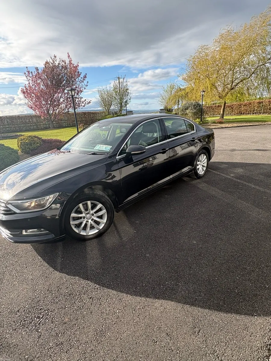 Volkswagen Passat 151 bluemotion tdi - Image 3