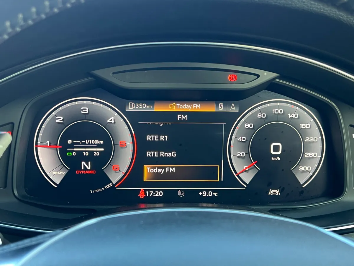 Audi A6 2019 sline matrix led & digital dash - Image 3