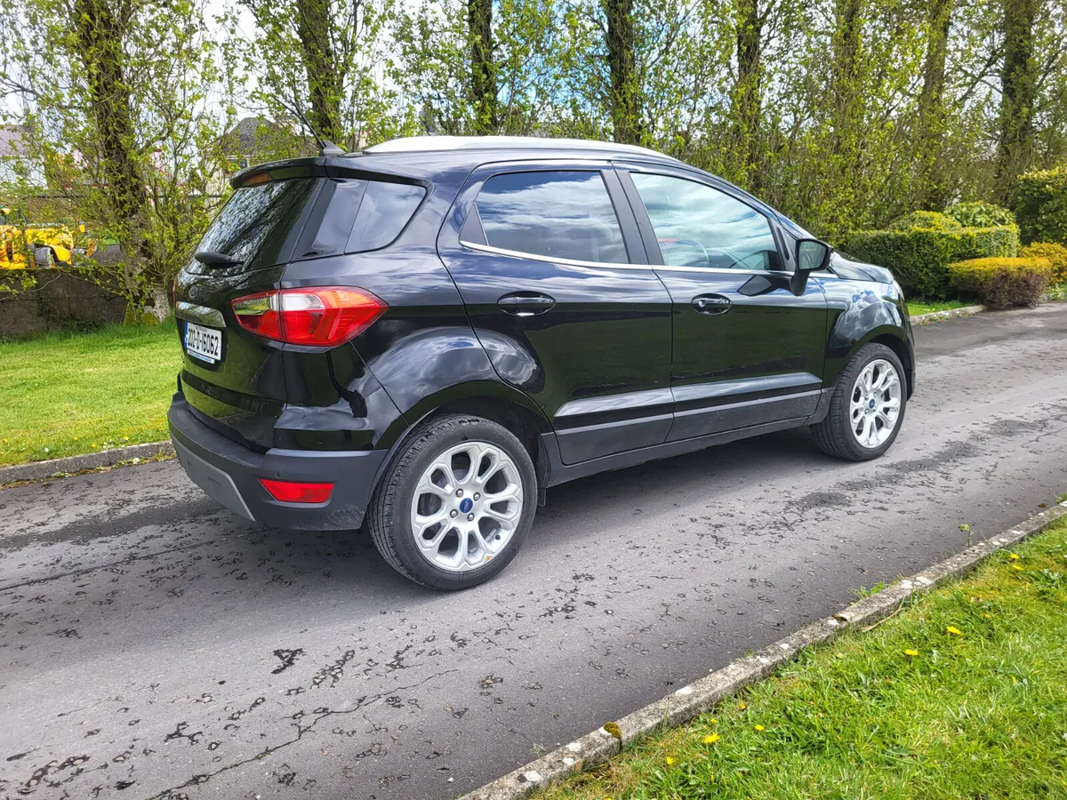 Ford EcoSport 1.5 TDCI  TITANIUM - Image 2