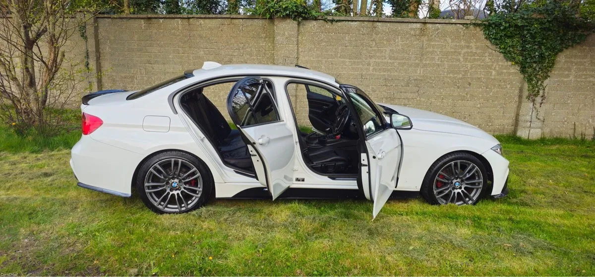 BMW 2012 F30 - Image 4