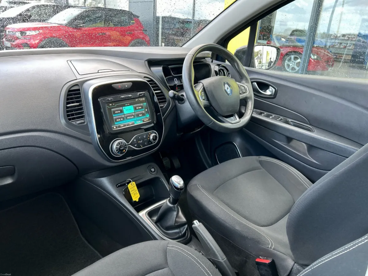 Renault Captur ICONIC TCE 90 MY18 4DR - Image 3