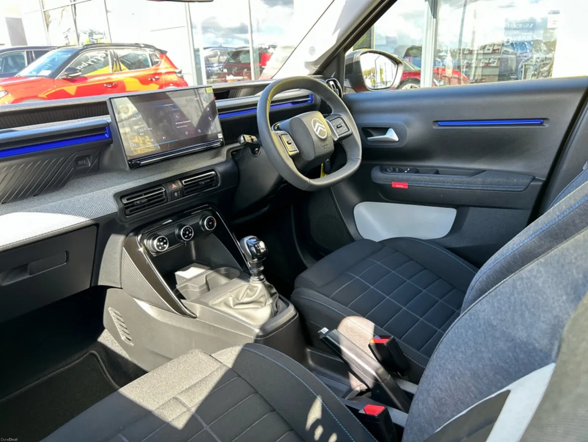 Citroen C3 PLUS PURETECH 100 MY20 4DR - Image 3