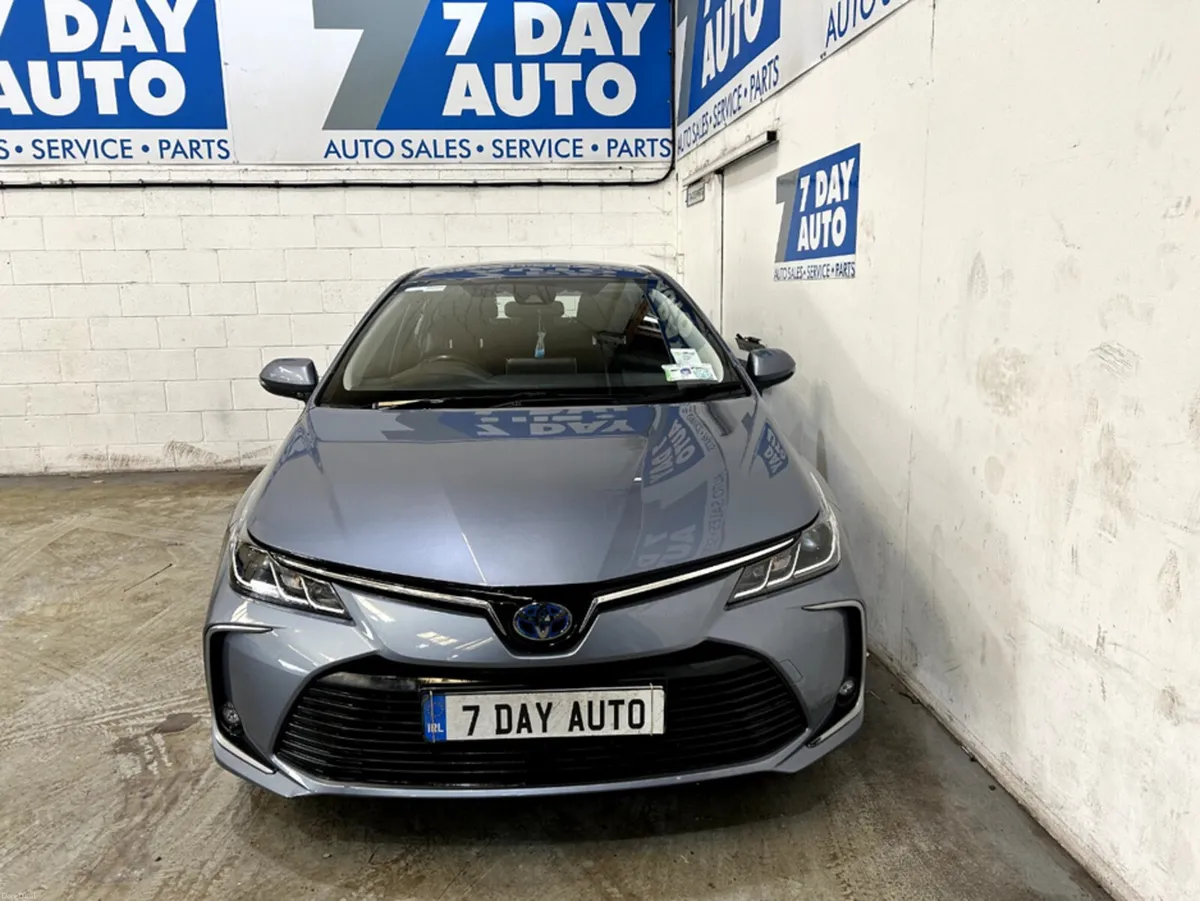 Toyota Corolla LUNA SAL 4DR AUTO - Image 2
