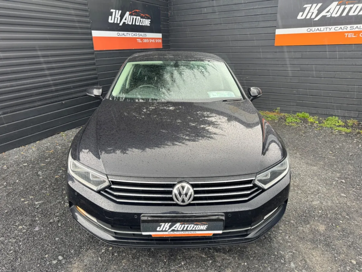 Volkswagen Passat CL 1.6 TDI MANUAL - Image 3