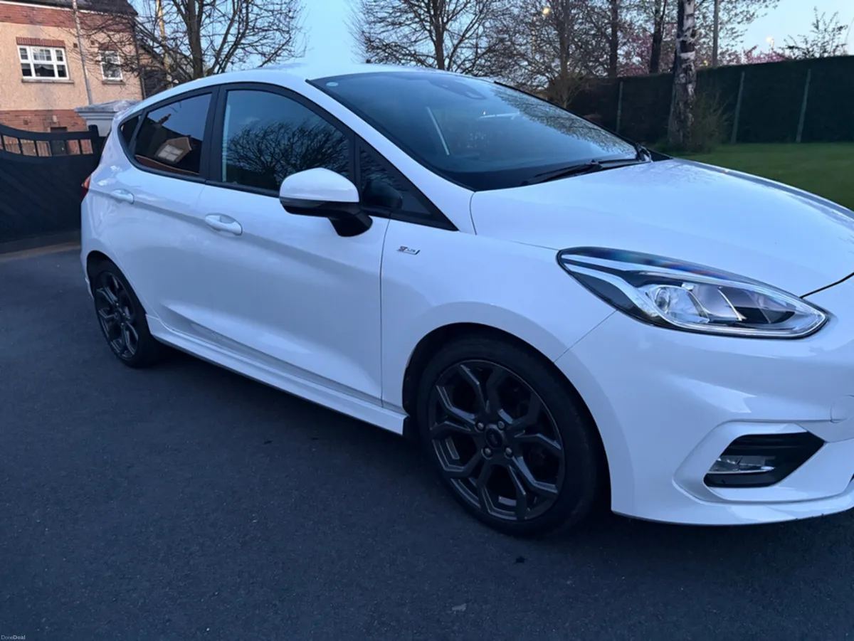Ford Fiesta ST-LINE EDITION T - Image 1