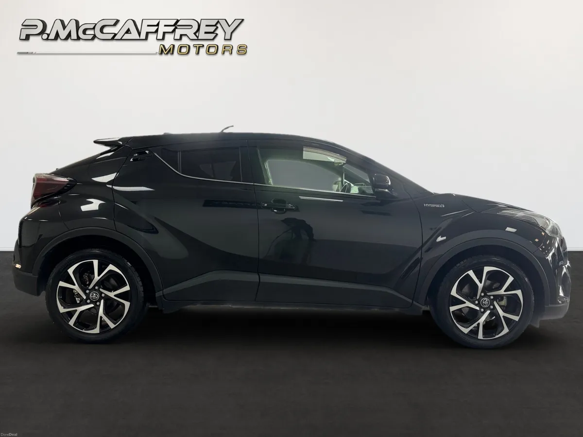 2017 Toyota C-HR Luna Sport Leather Reversing Came - Image 4