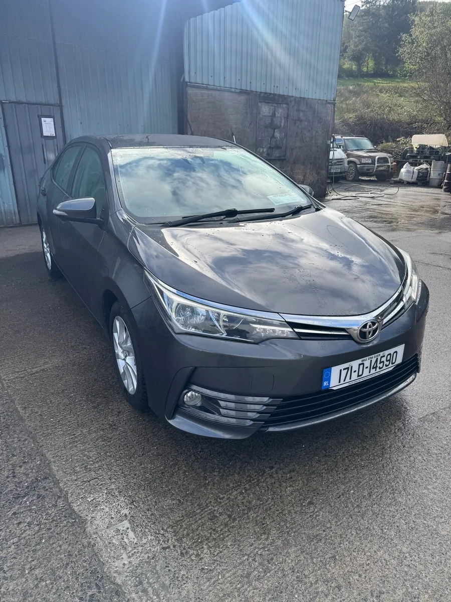 Toyota Corolla - Image 1