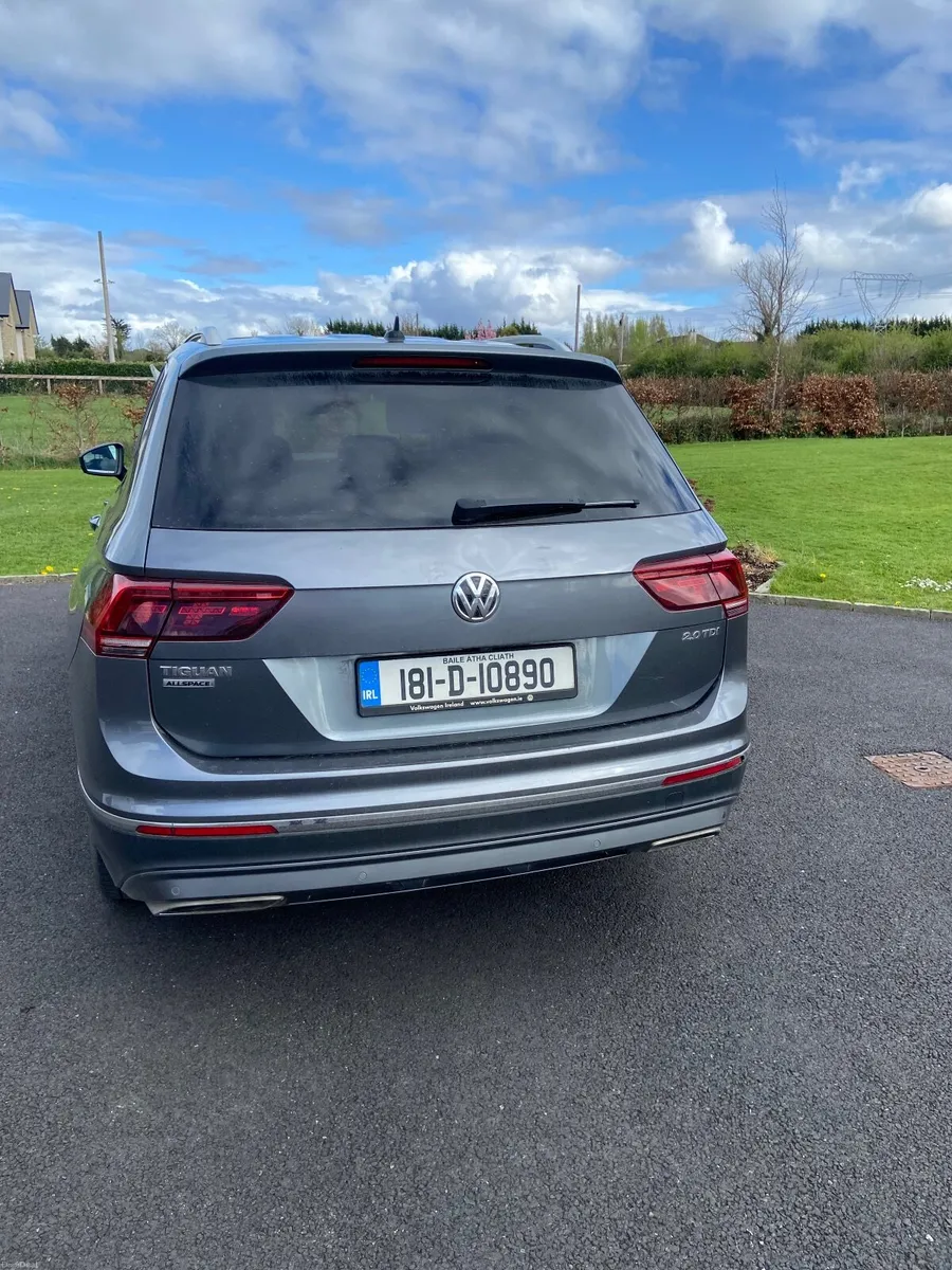 Volkswagen Tiguan 2018 - Image 2
