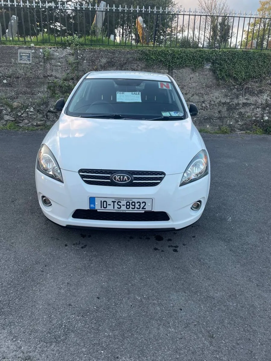 Kia Ceed 2010 LOW MILEAGE!!! - Image 1