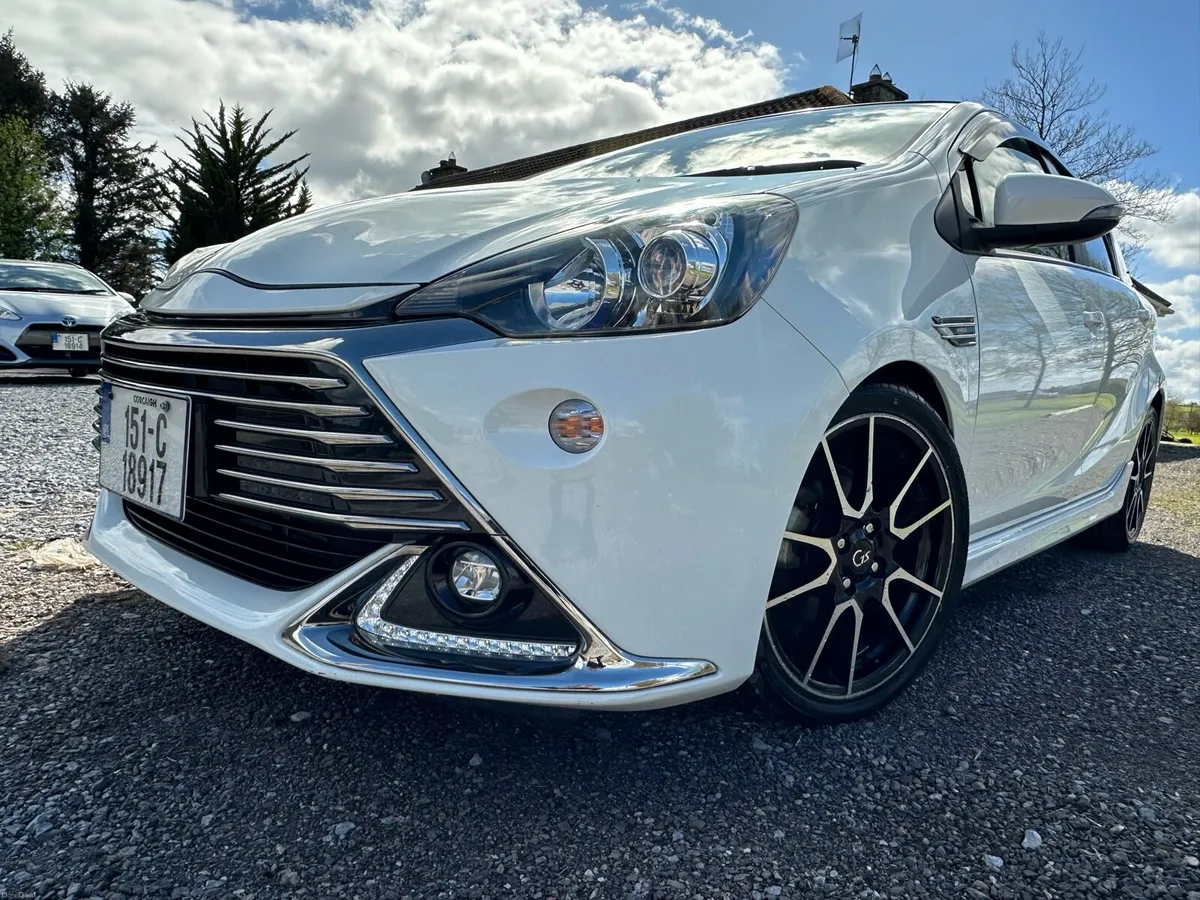 Car - Image 2