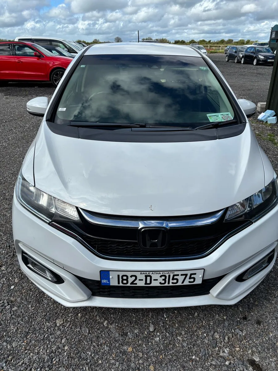 Honda Fit 2018 Hybrid Automatic - Image 2